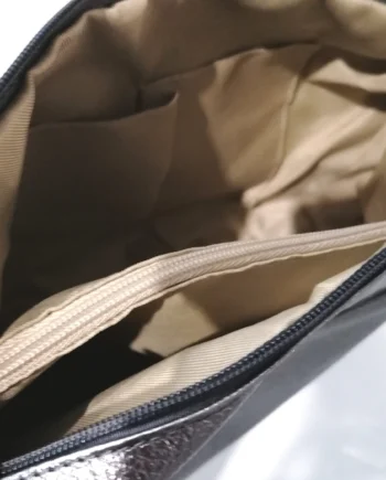 Borsa Donna Hobo Bag in Vera Pelle Martellata Laminata.